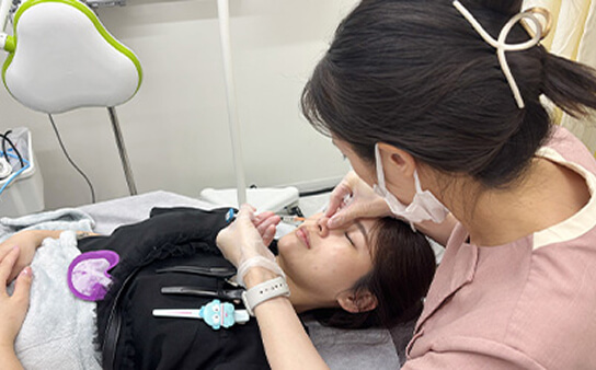 肌育注射施術